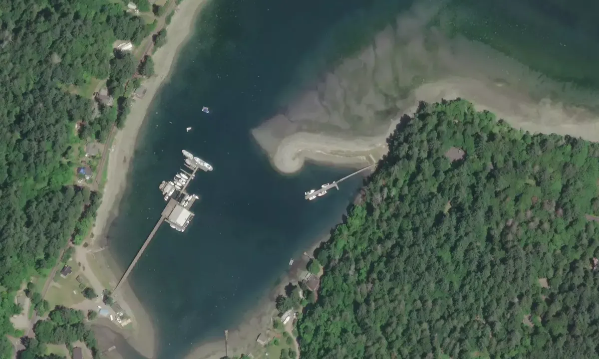 Flyfoto av Penrose Point State Park Moorage