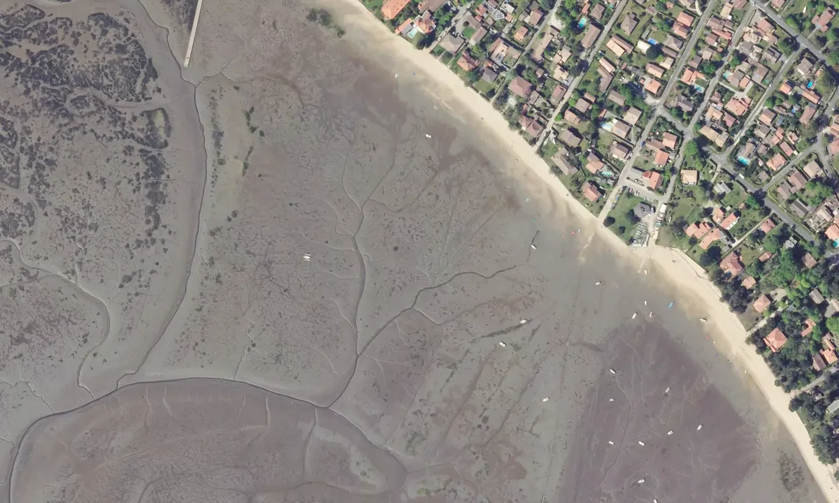 Flyfoto av Plage d'Arès