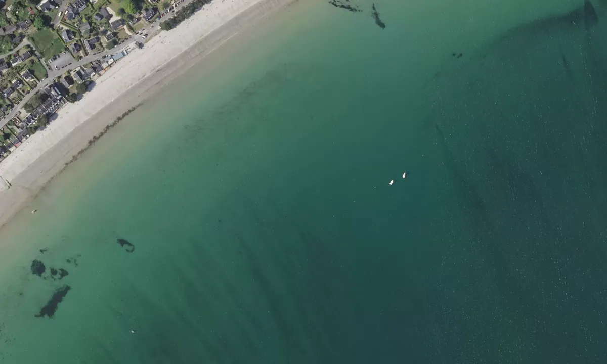 Flyfoto av Plage de Cap-Coz