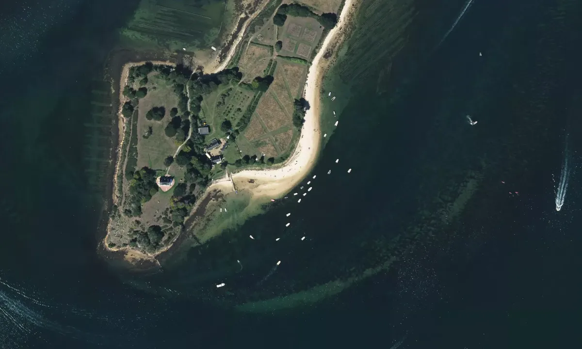 Flyfoto av Plage De Govihan