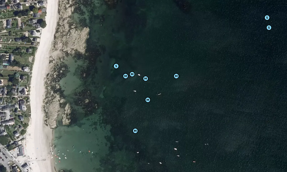 Satelite image of Plage de Kerbourgnec