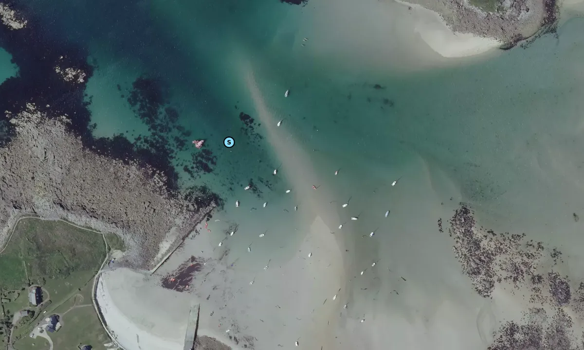 Satelite image of Plage De Toul Gwen