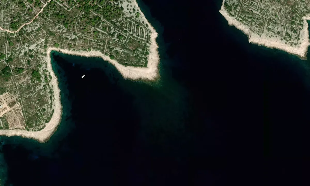 Flyfoto av Plateau at kanica bay