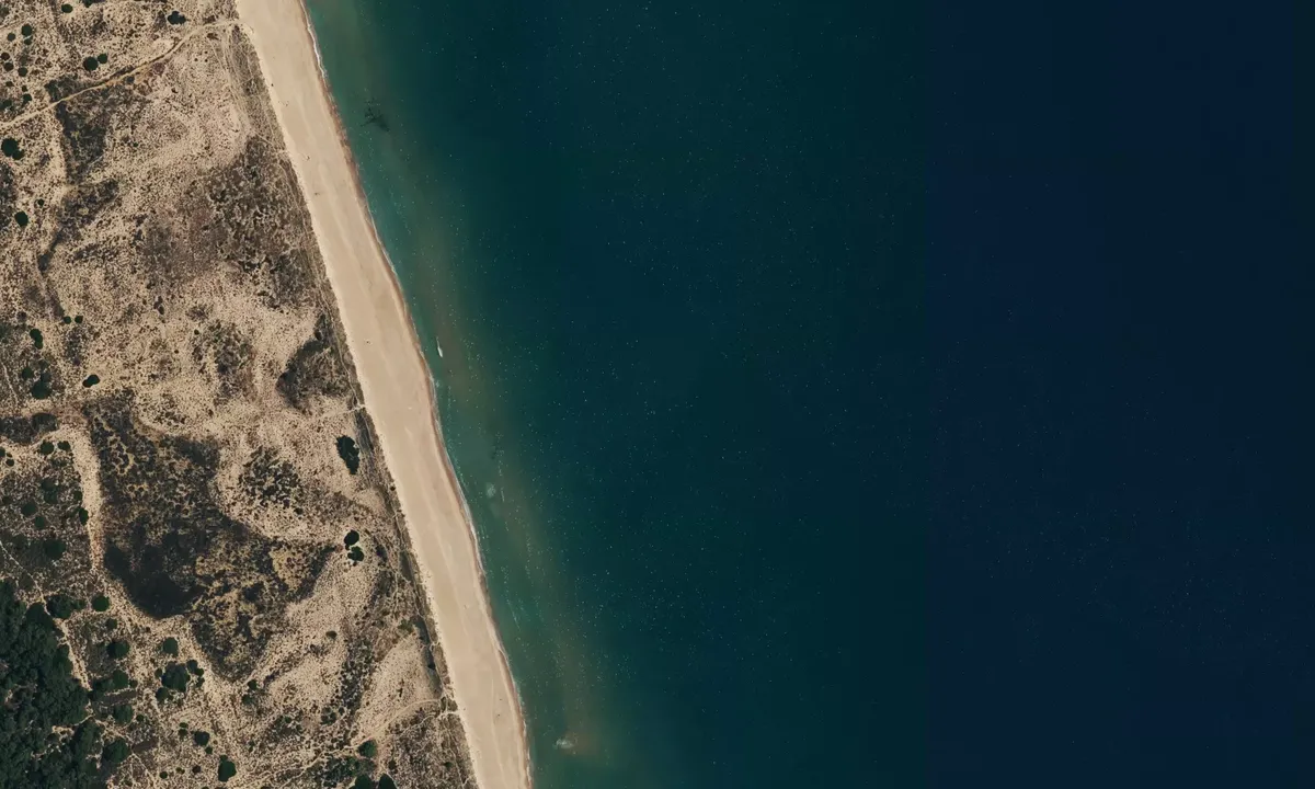 Satelite image of Playa Lago Saler
