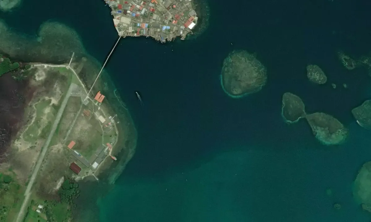 Satelite image of Playon Chico - Ukupseni