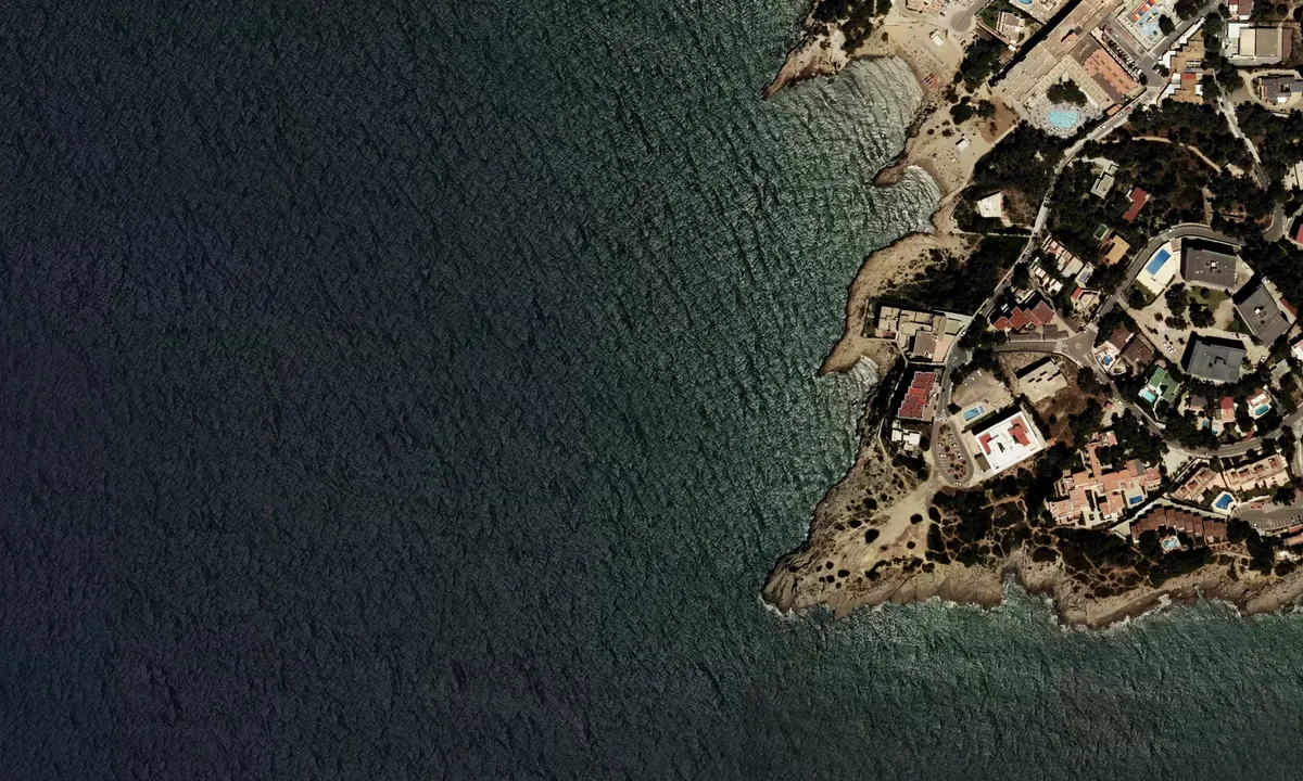 Flyfoto av Pointe du Cavall