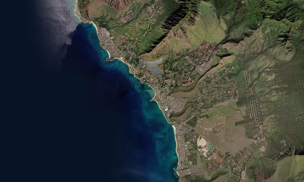Flyfoto av Pokai Bay 1