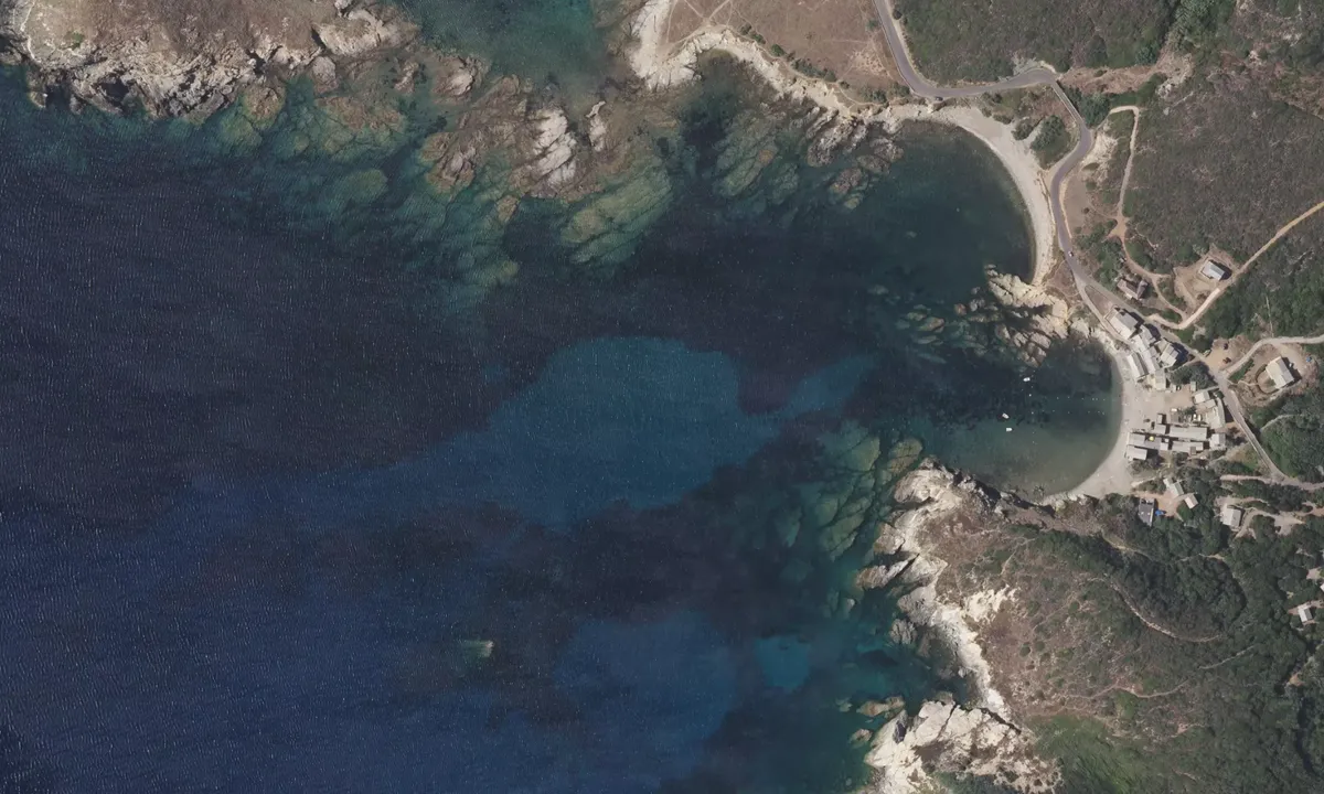 Flyfoto av Port Centuri