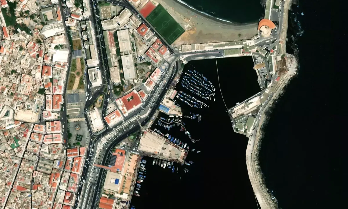 Flyfoto av Port d'Algeirs