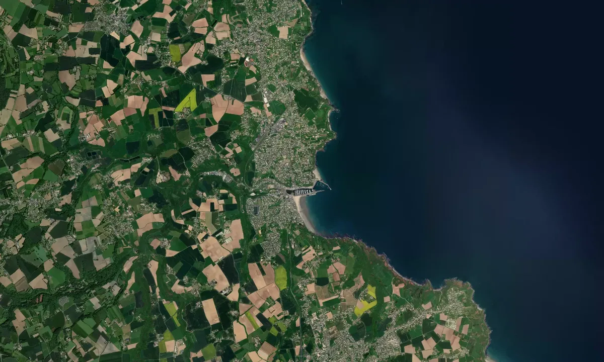 Flyfoto av Port de Binic