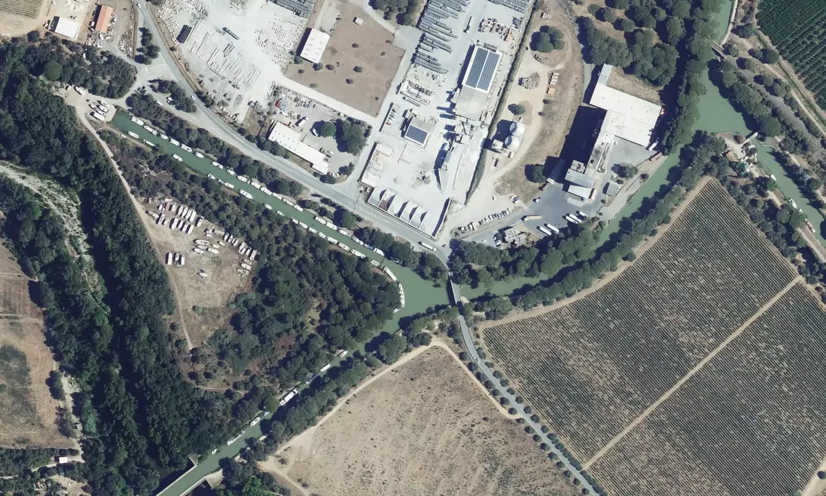 Satelite image of Port de la Robine