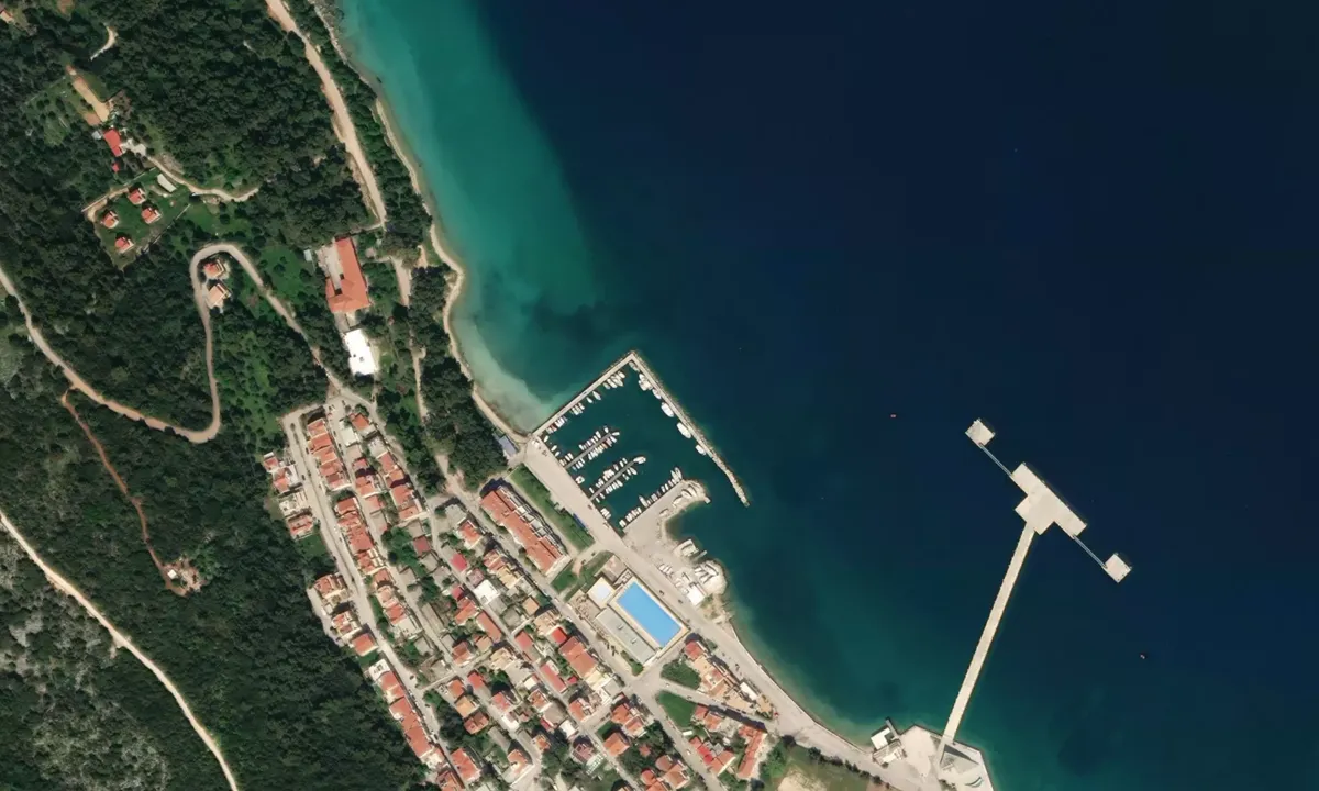 Flyfoto av Port De Peche