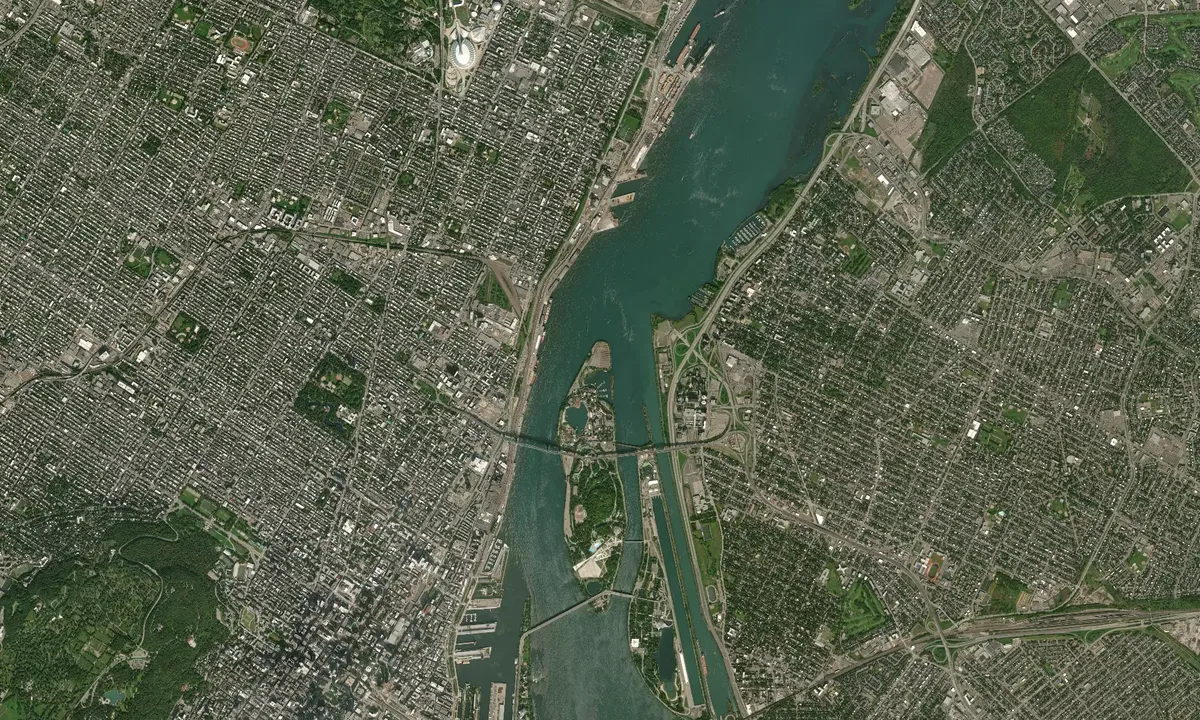 Flyfoto av Port de Plaisance LaRonde