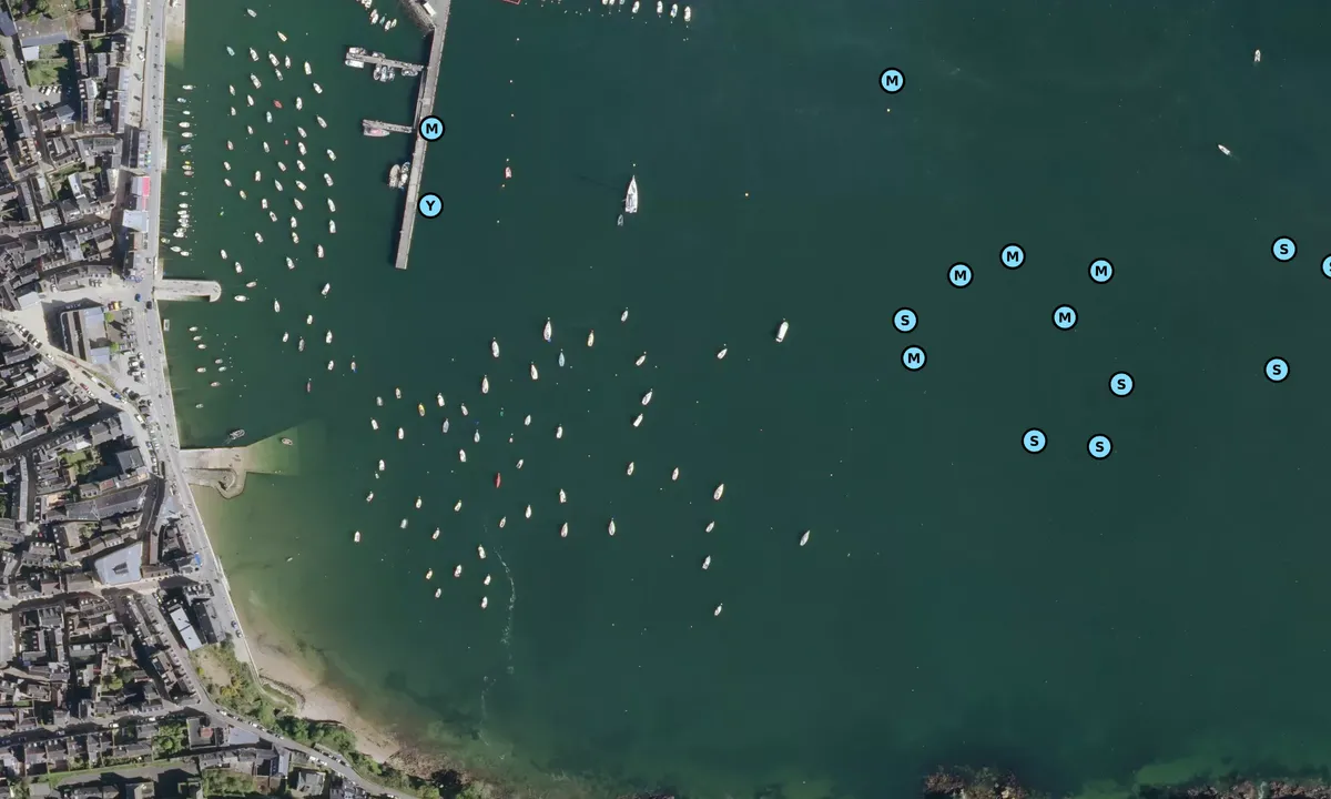 Satelite image of Port de Rosmeur