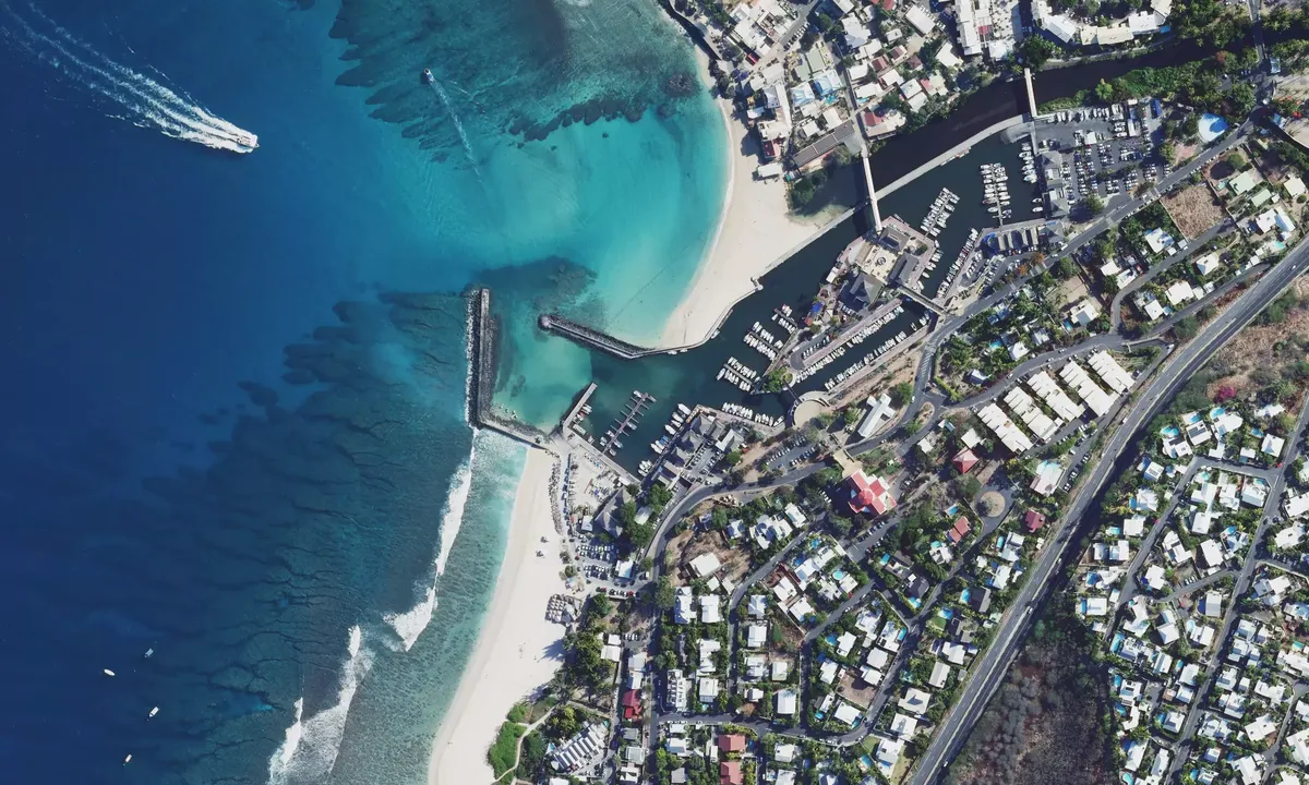 Satelite image of Port de Saint-Gilles