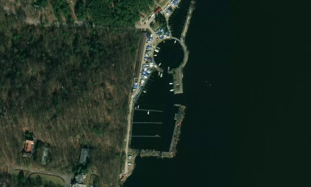 Satelite image of Port Jadwisin
