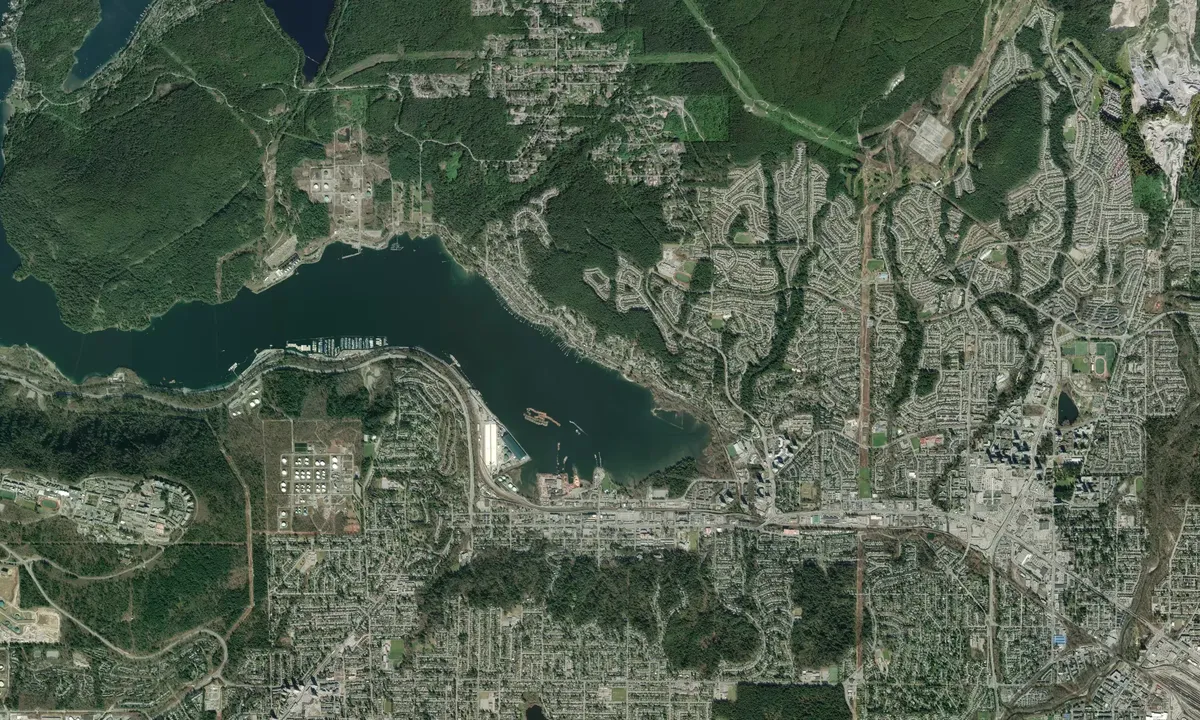 Flyfoto av Port Moody Flats