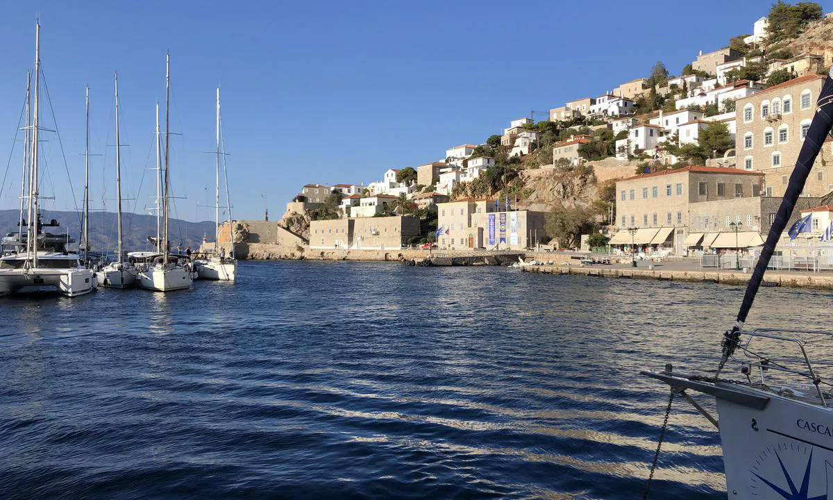 Port of Hydra