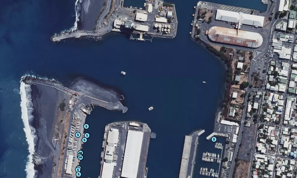 Satelite image of Port Ouest