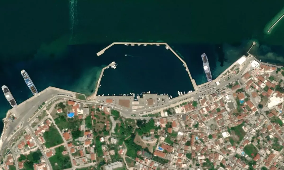 Flyfoto av Port Thasos
