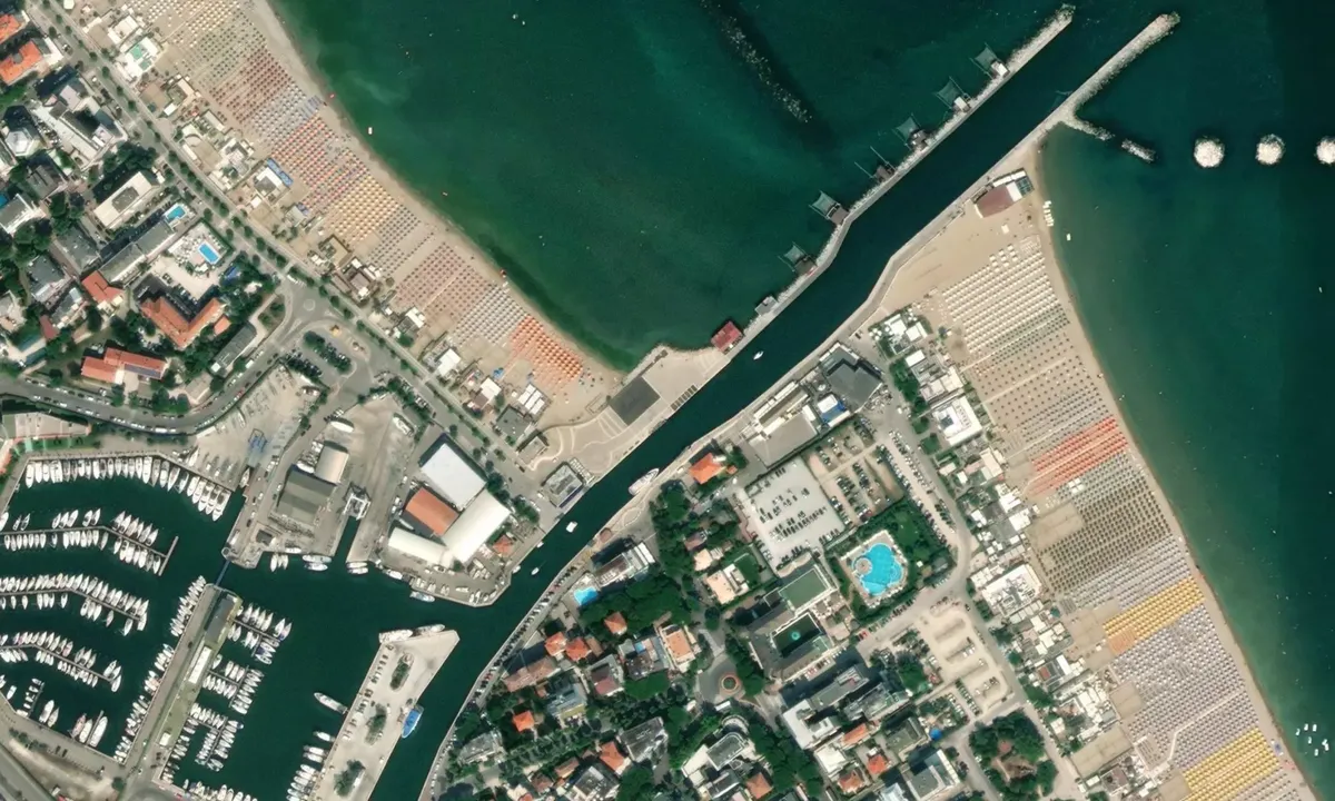 Flyfoto av Porte Vinciane - Cesenatico