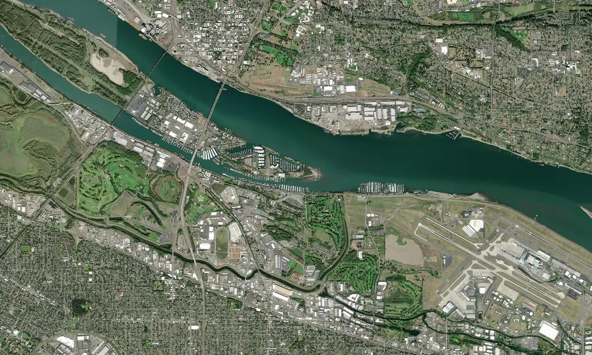 Flyfoto av Portland Yacht Club - Multnomah