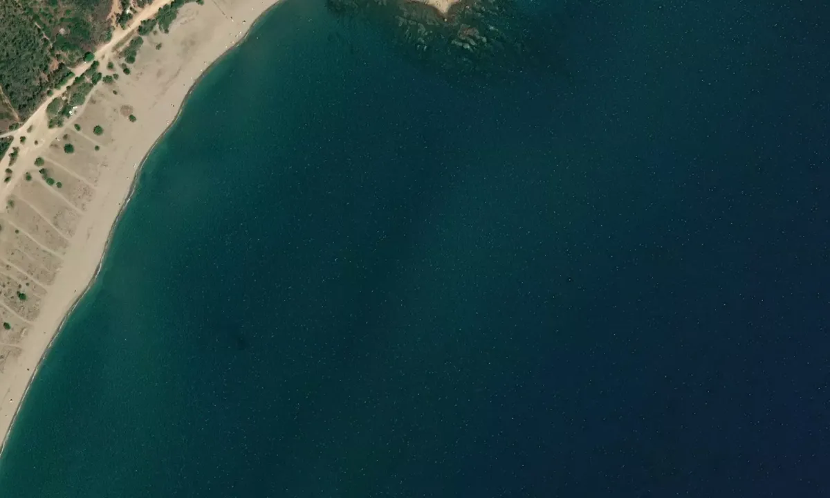 Flyfoto av Porto Corallo 1