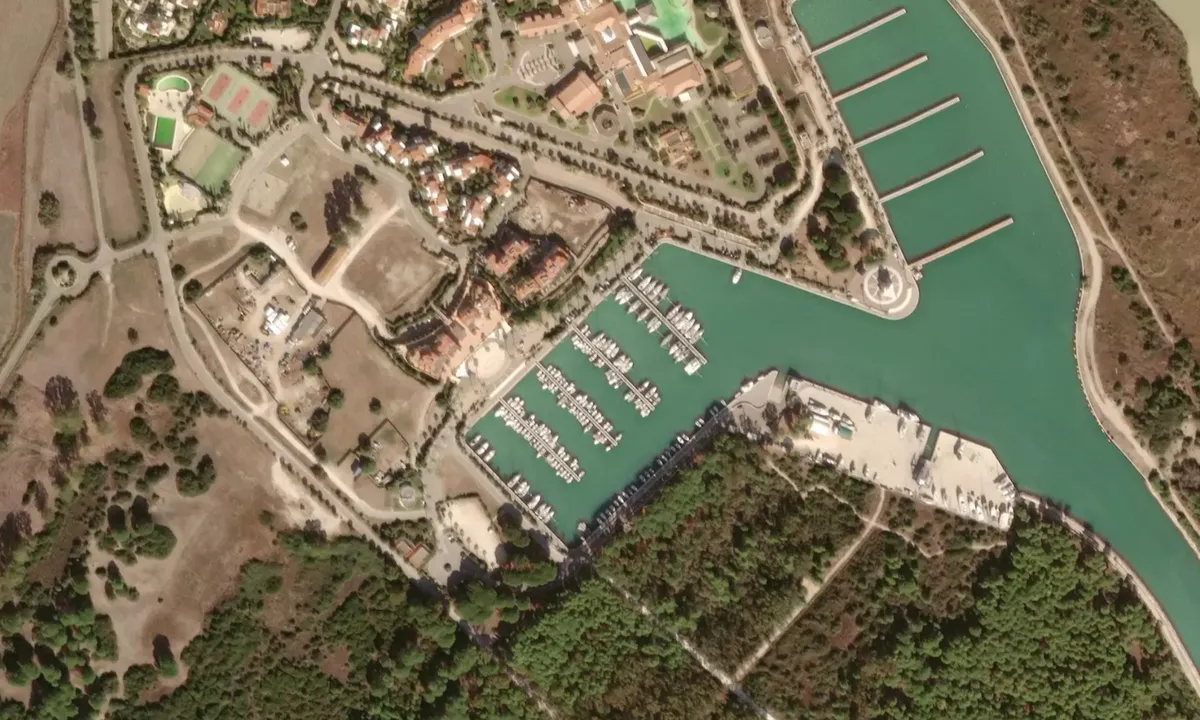 Flyfoto av Porto degli Argonauti