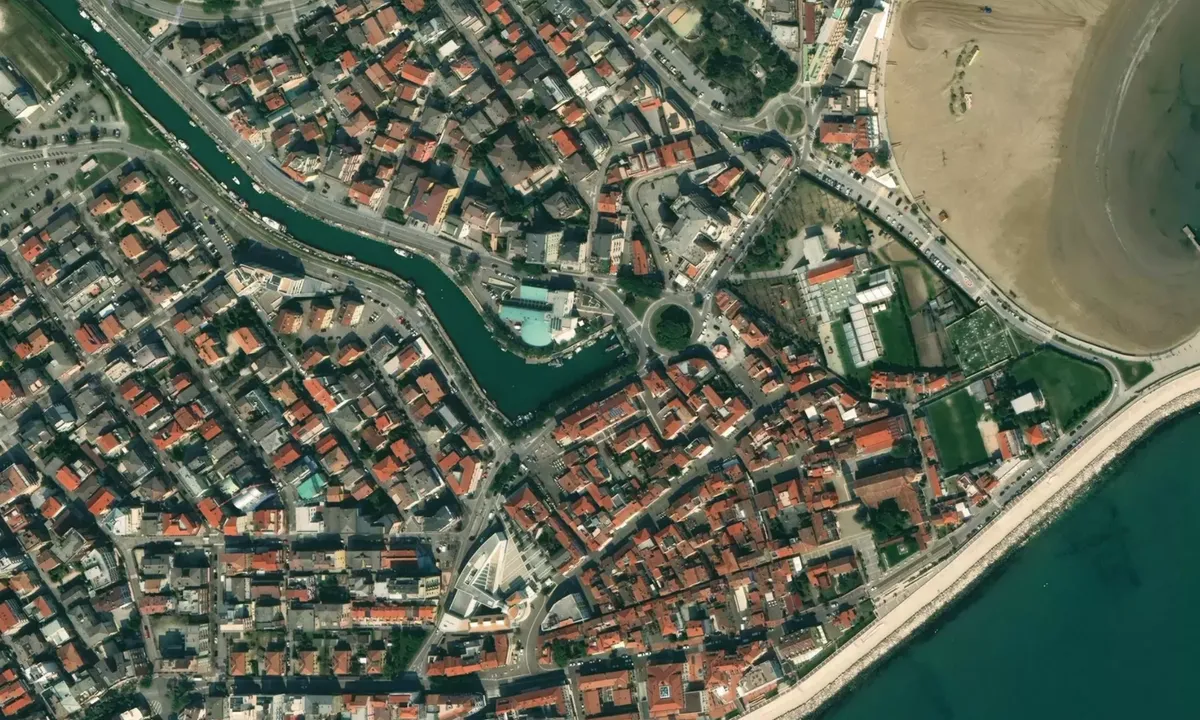Flyfoto av Porto di Caorle
