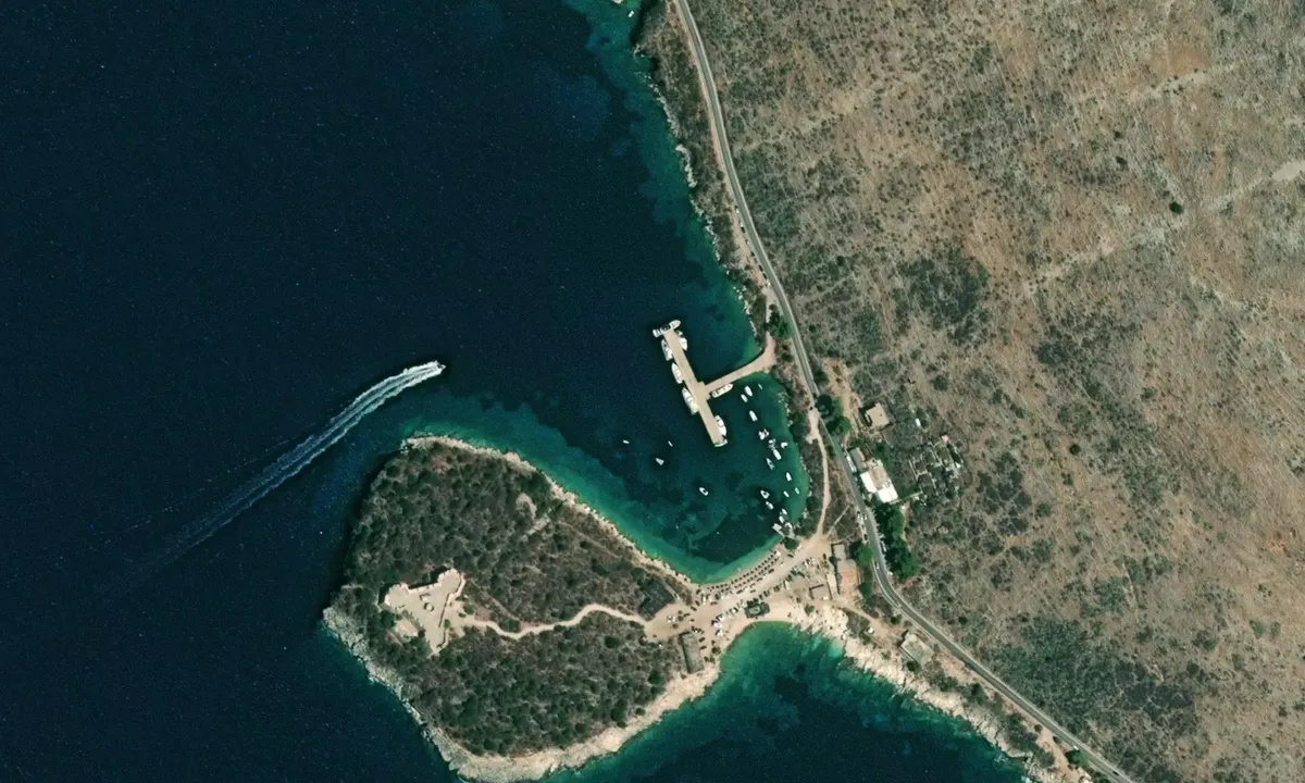 Flyfoto av Porto Palermo