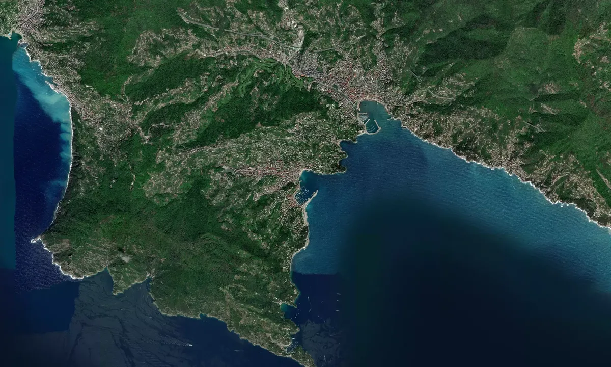 Flyfoto av Porto Santa Margherita Ligure