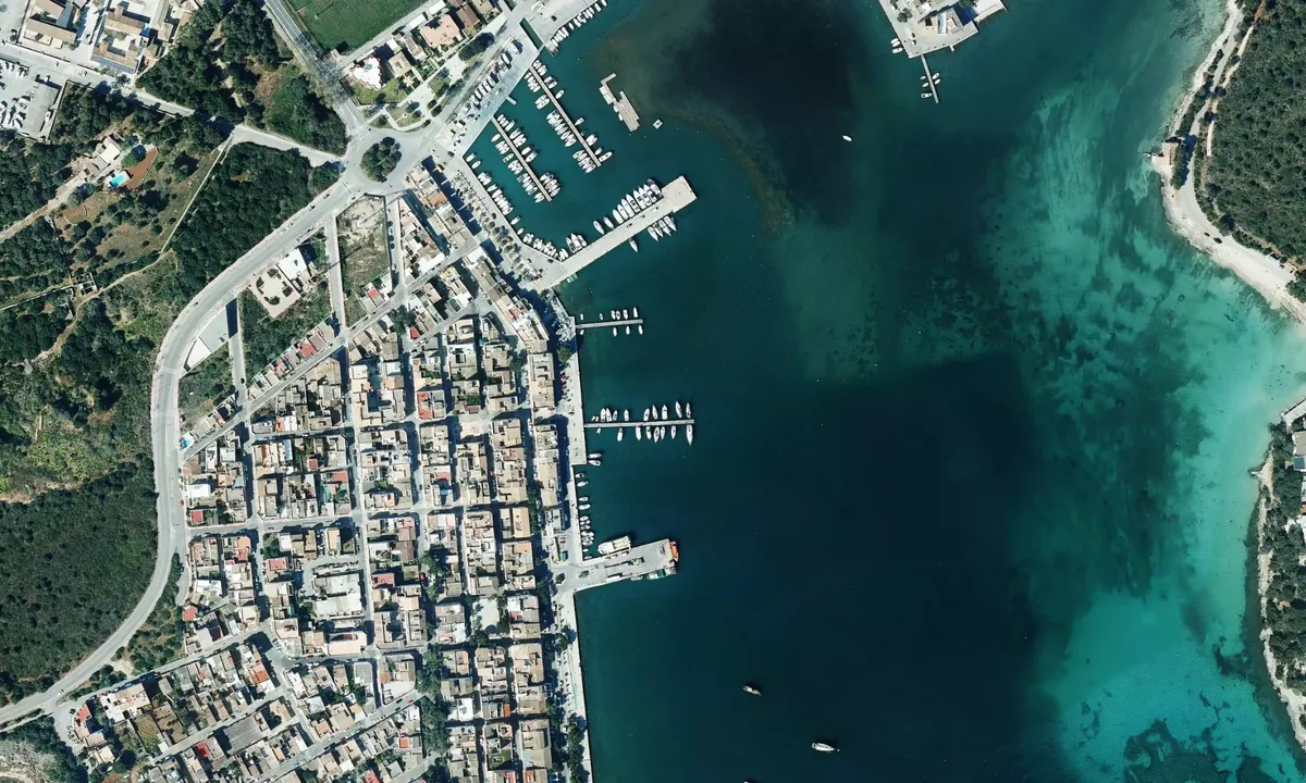 Flyfoto av Ports IB de PortoColom