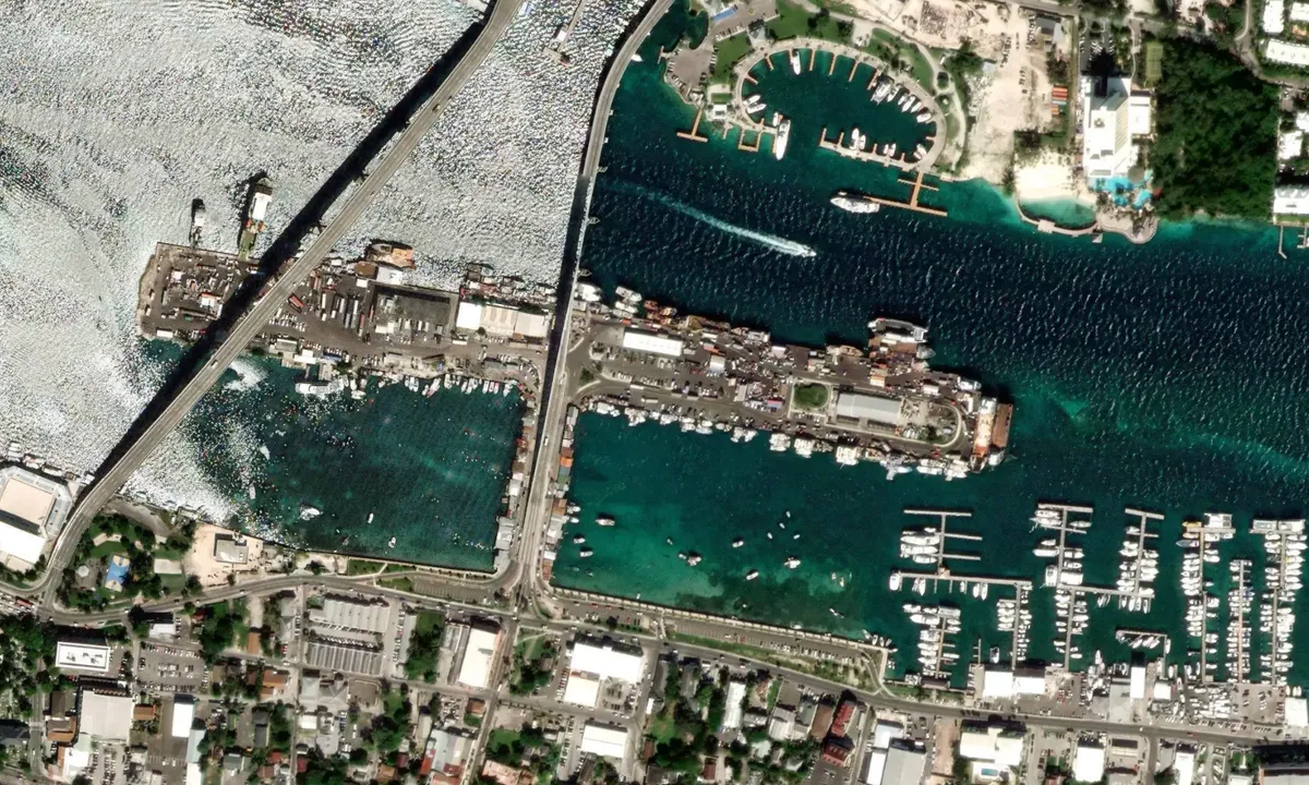 Flyfoto av Potters Cay Dock