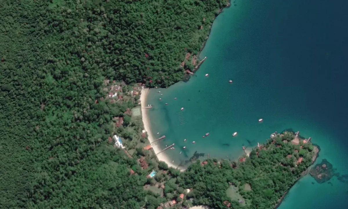 Flyfoto av Praia da Fazenda