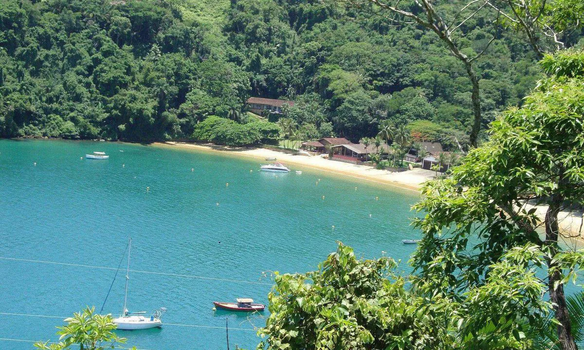 Praia das Setes Fontes: {"base": "en", "no": "Sete Fontes-stranden, Ubatuba-regionen, Brasil", "se": "Sete Fontes strand, Ubatuba-regionen, Brasilien", "en": "Sete Fontes beach, Ubatuba region, Brazil", "da": "Sete Fontes strand, Ubatuba-regionen, Brasilien"}