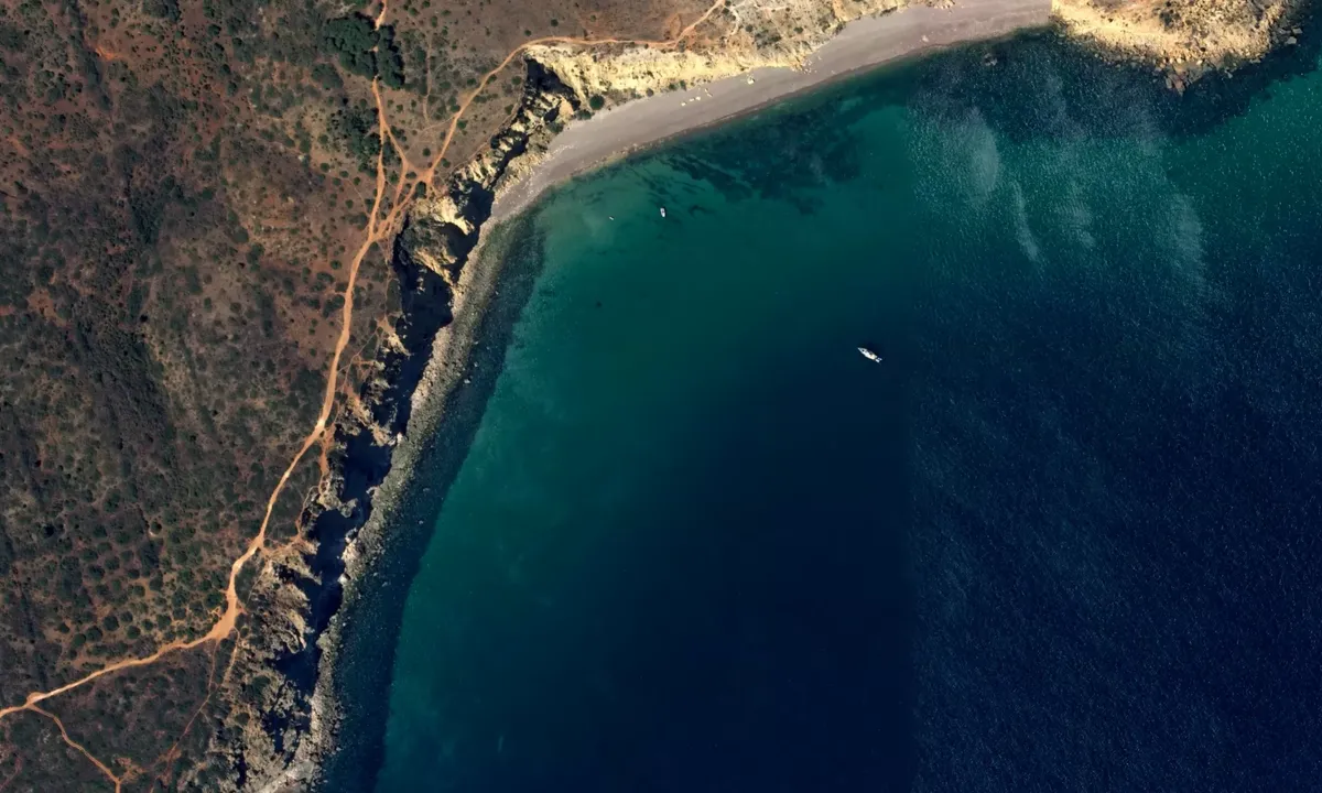 Flyfoto av Praia dos Rebolos