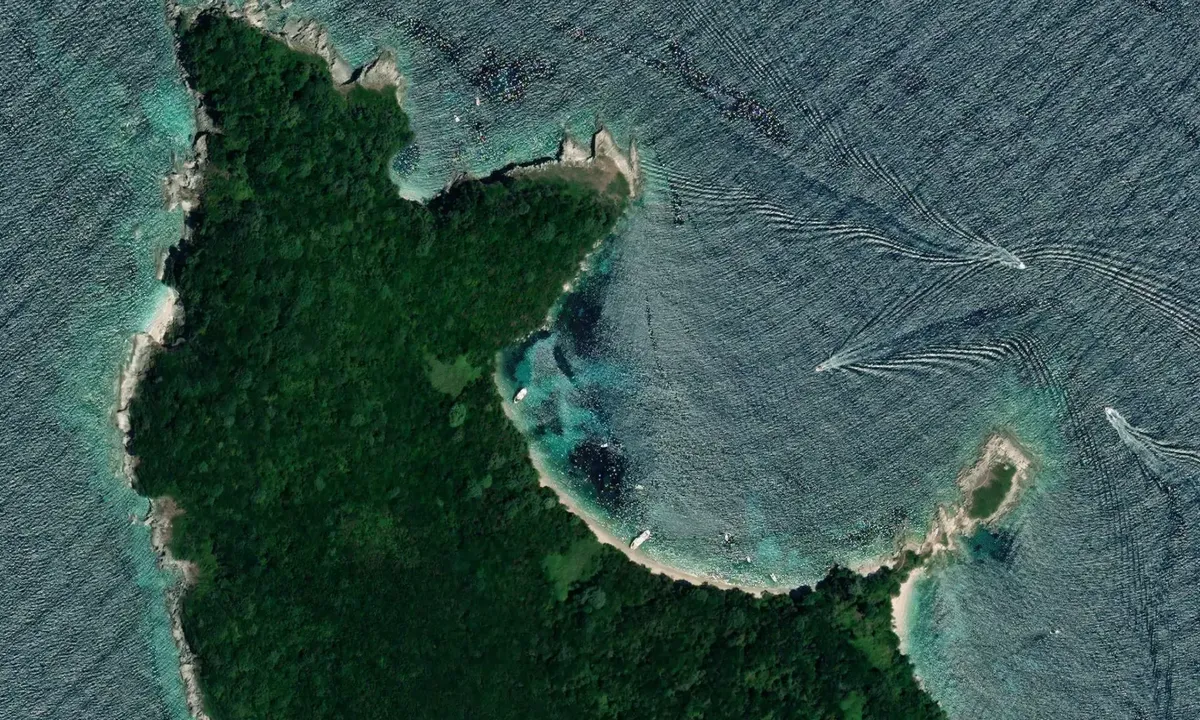 Satelite image of Psaromyta Bay
