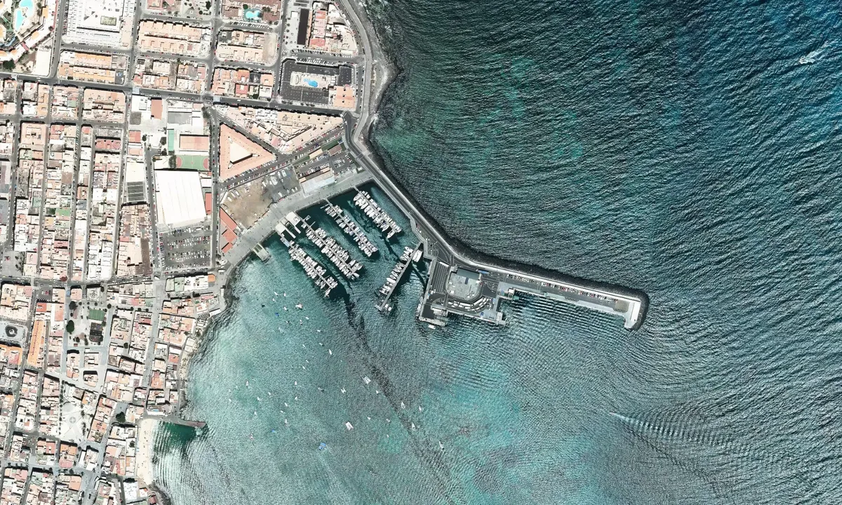 Flyfoto av Puerto Corralejo 1