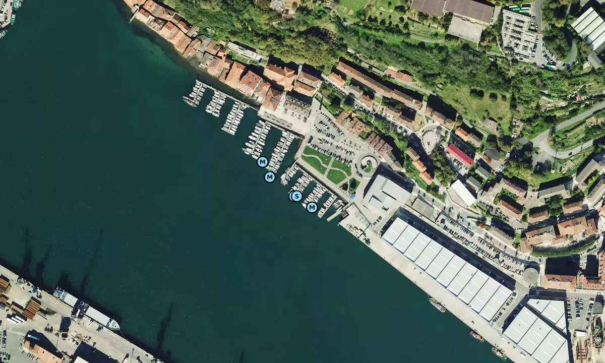 Satelite image of Puerto Deportivo de Pasaia