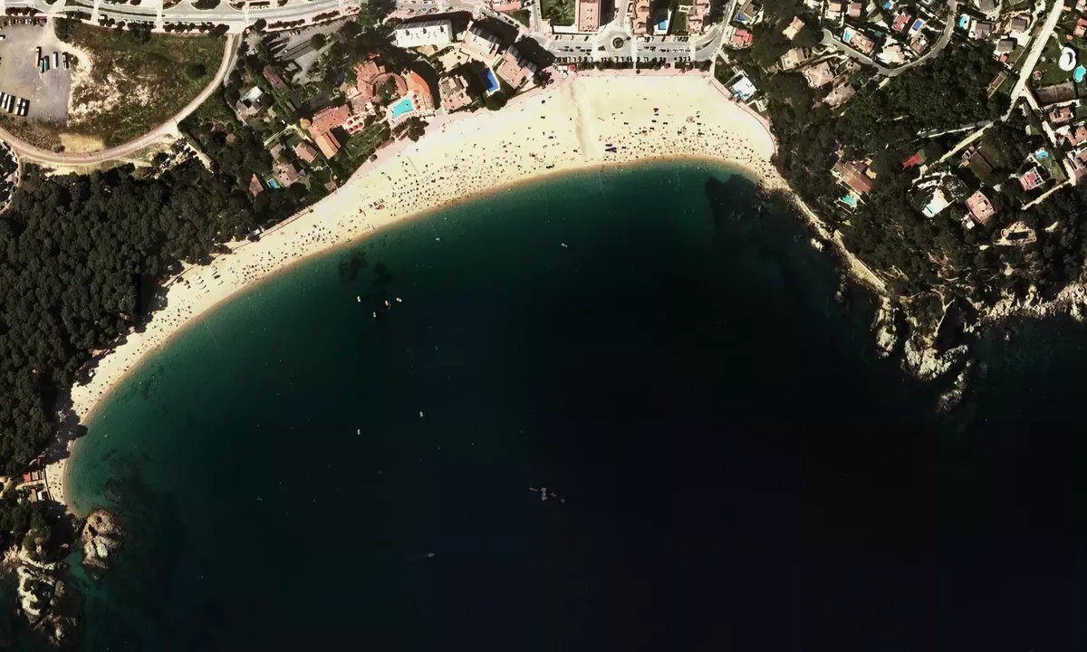 Flyfoto av Punta de Fenals