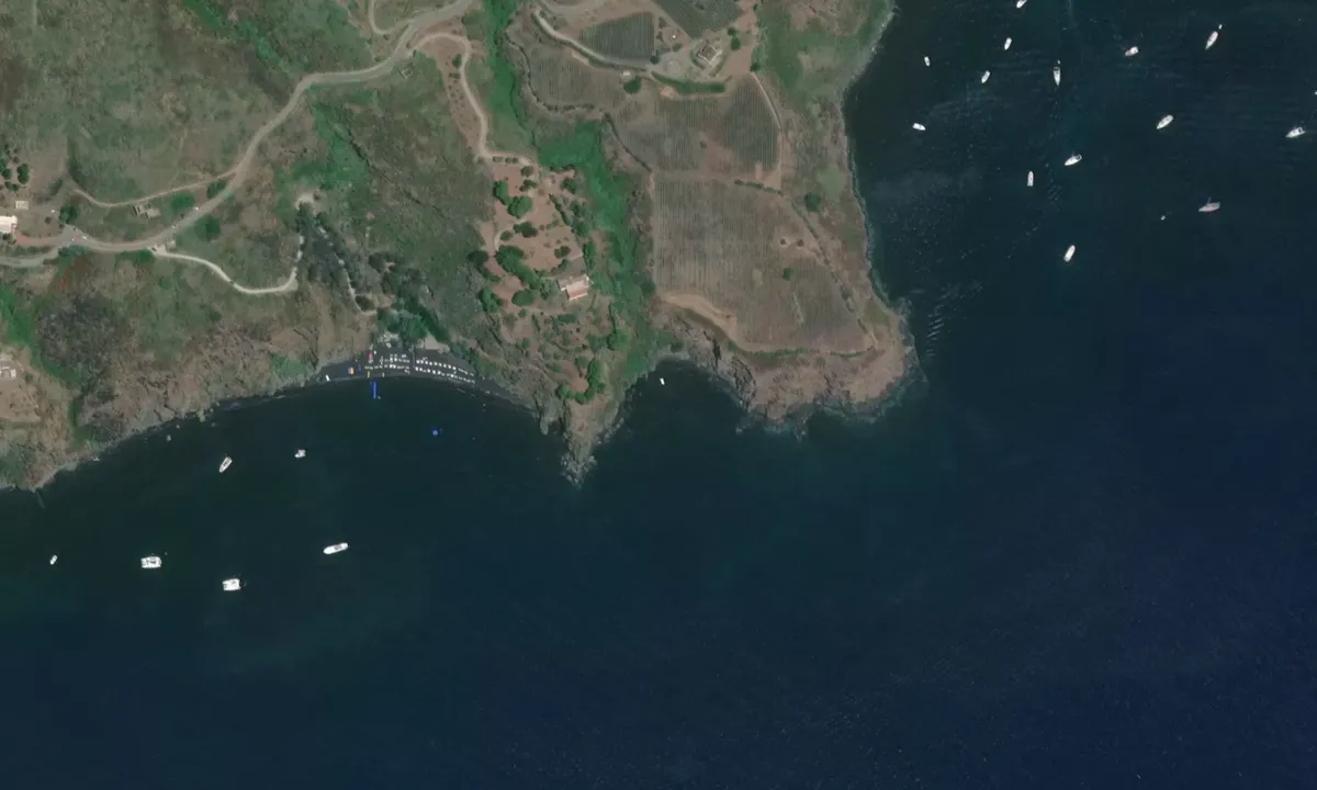 Flyfoto av Punta dell'Asino Sud