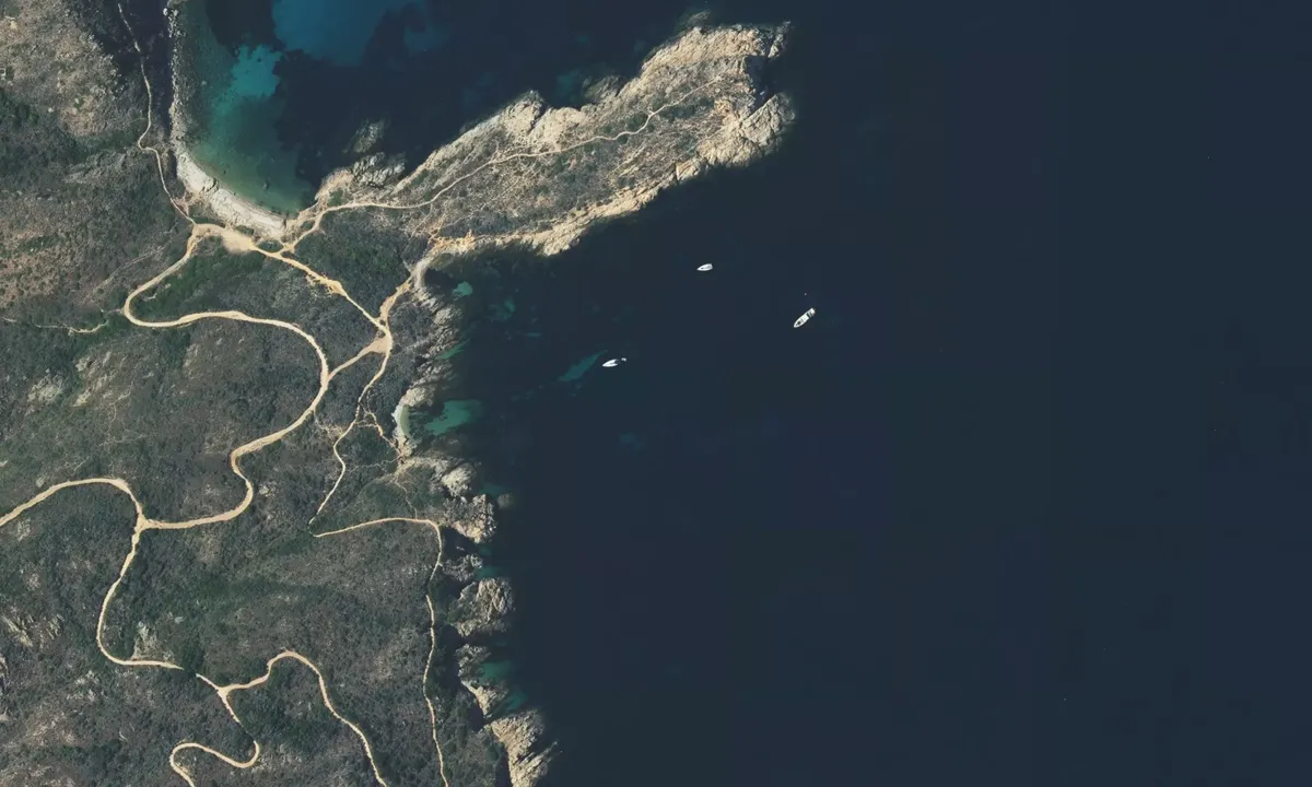 Flyfoto av Punta di l'Oscelluccia south