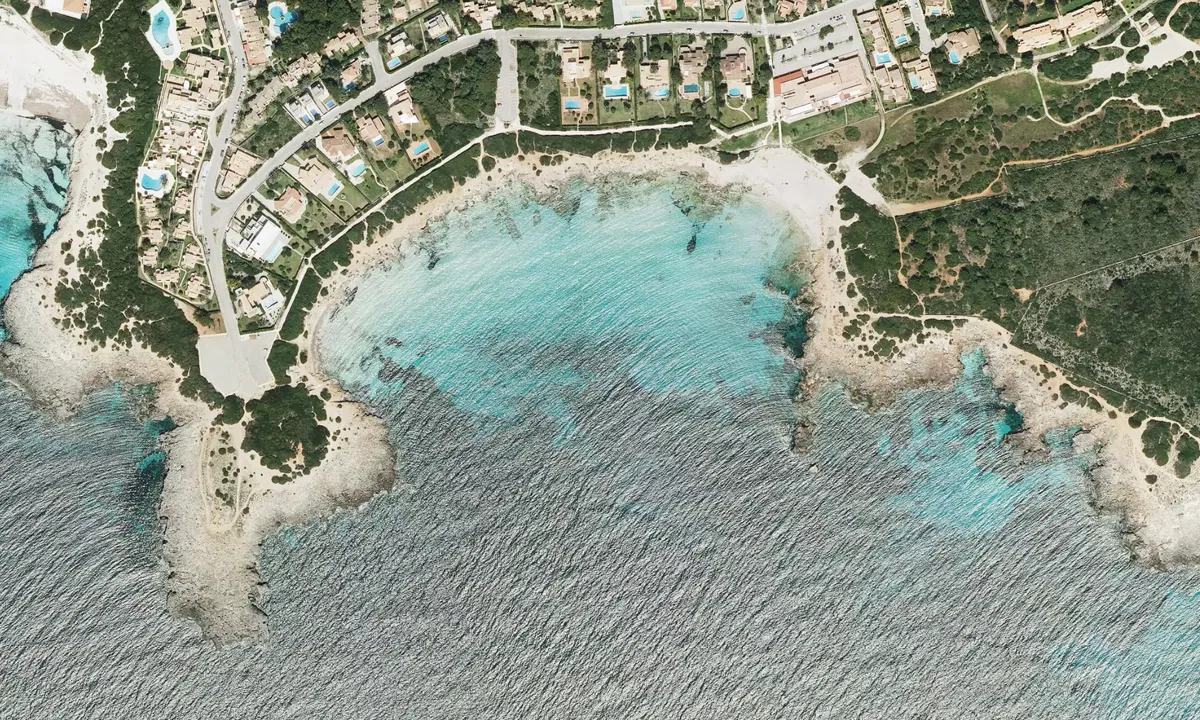 Flyfoto av Punta Titina