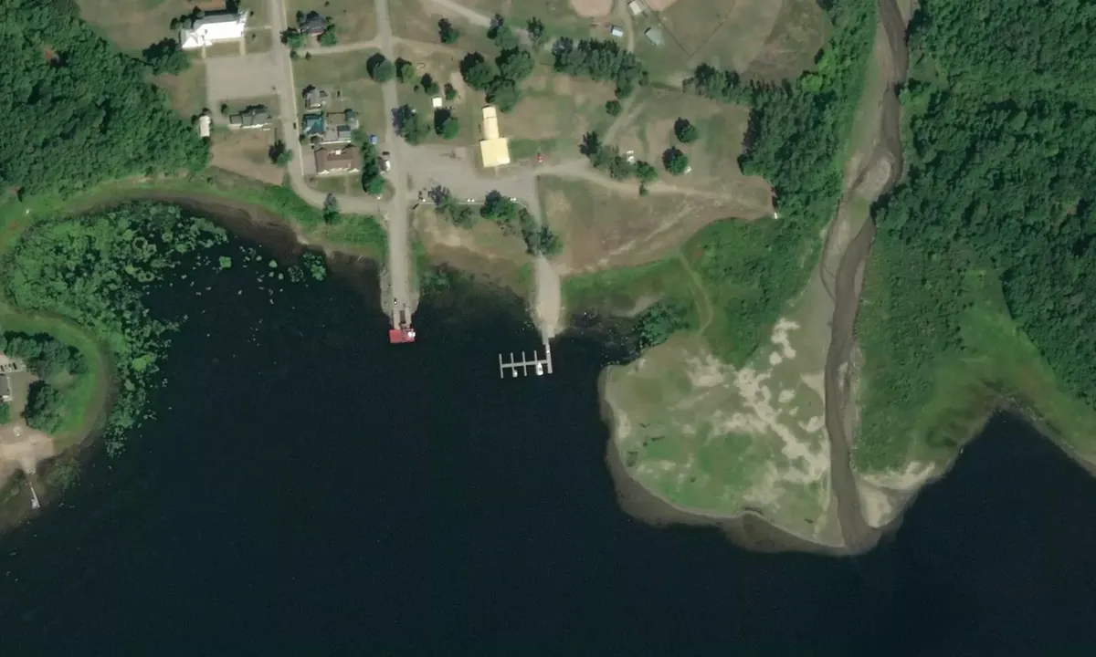 Satelite image of Quyon