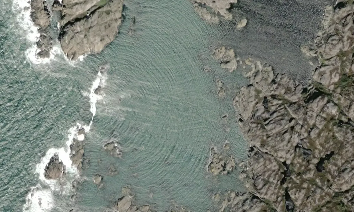 Flyfoto av Räbbevik - Jungfruviken