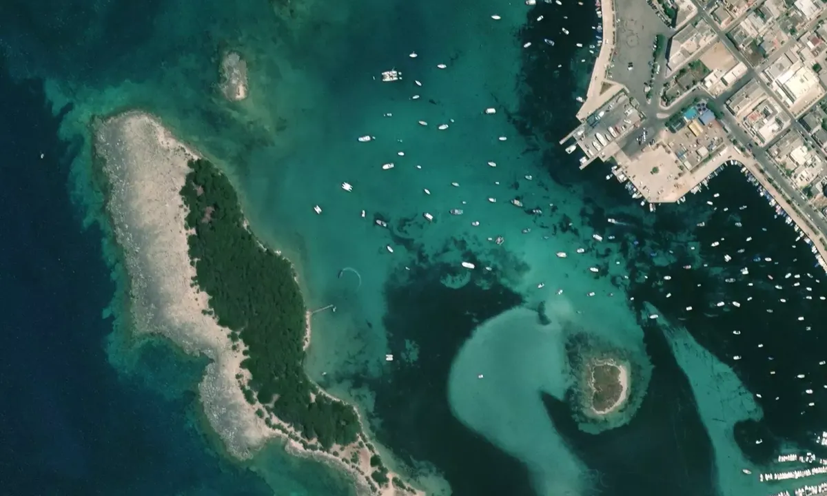Satelite image of Rada