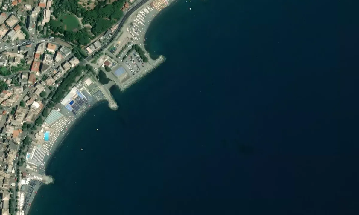 Flyfoto av Rada di Arenzano