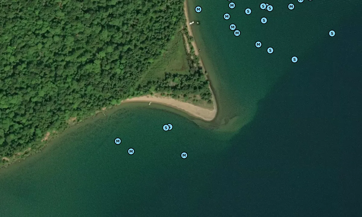 Satelite image of Raspberry Island East