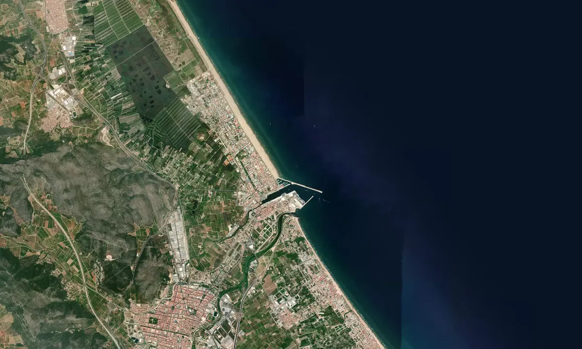 Flyfoto av Real Club Náutico de Gandia