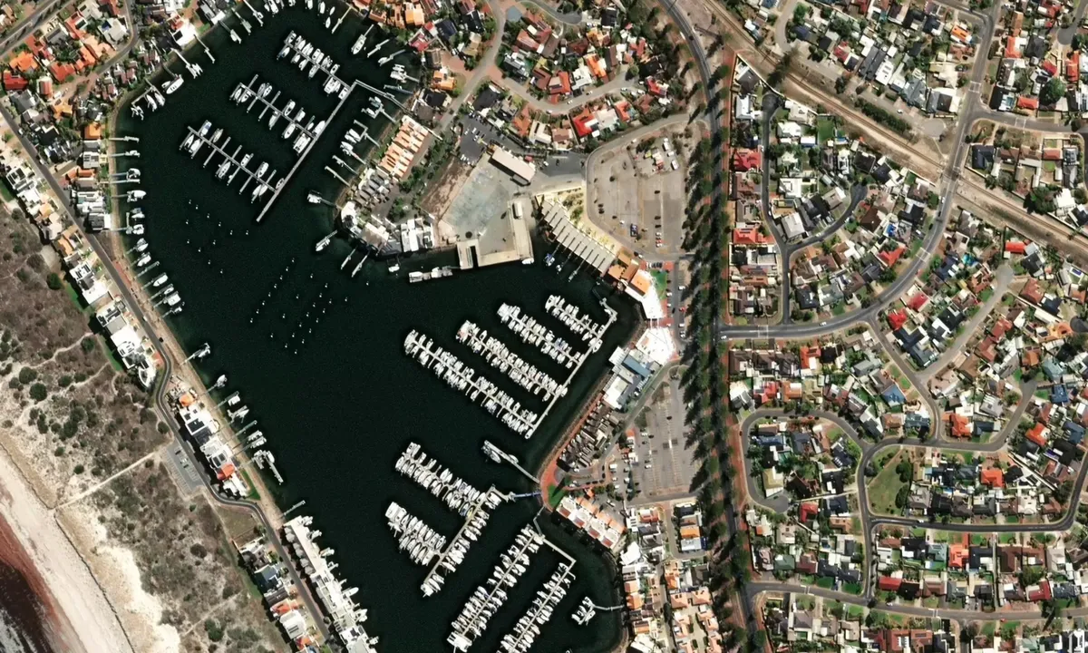 Flyfoto av Refuge Cove Marina